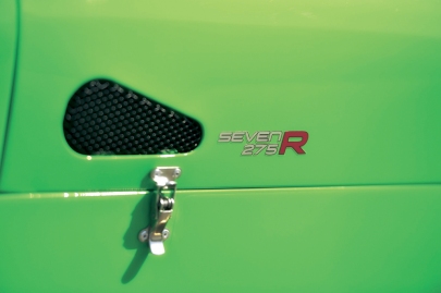 Caterham Seven 275 R; Honda GL 1800 Gold Wing